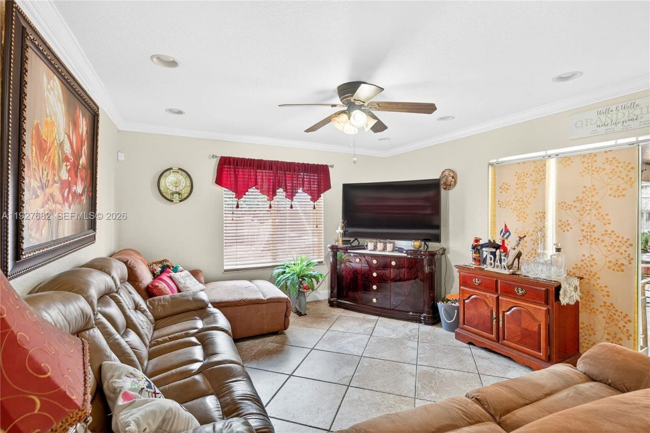 652 SW Prado Ave, Port Saint Lucie, FL 34983 Photo