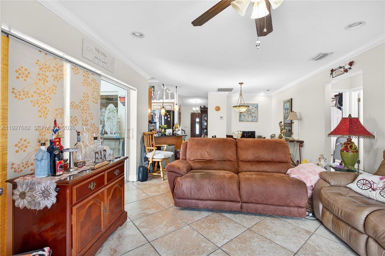 652 SW Prado Ave, Port Saint Lucie, FL 34983 Photo