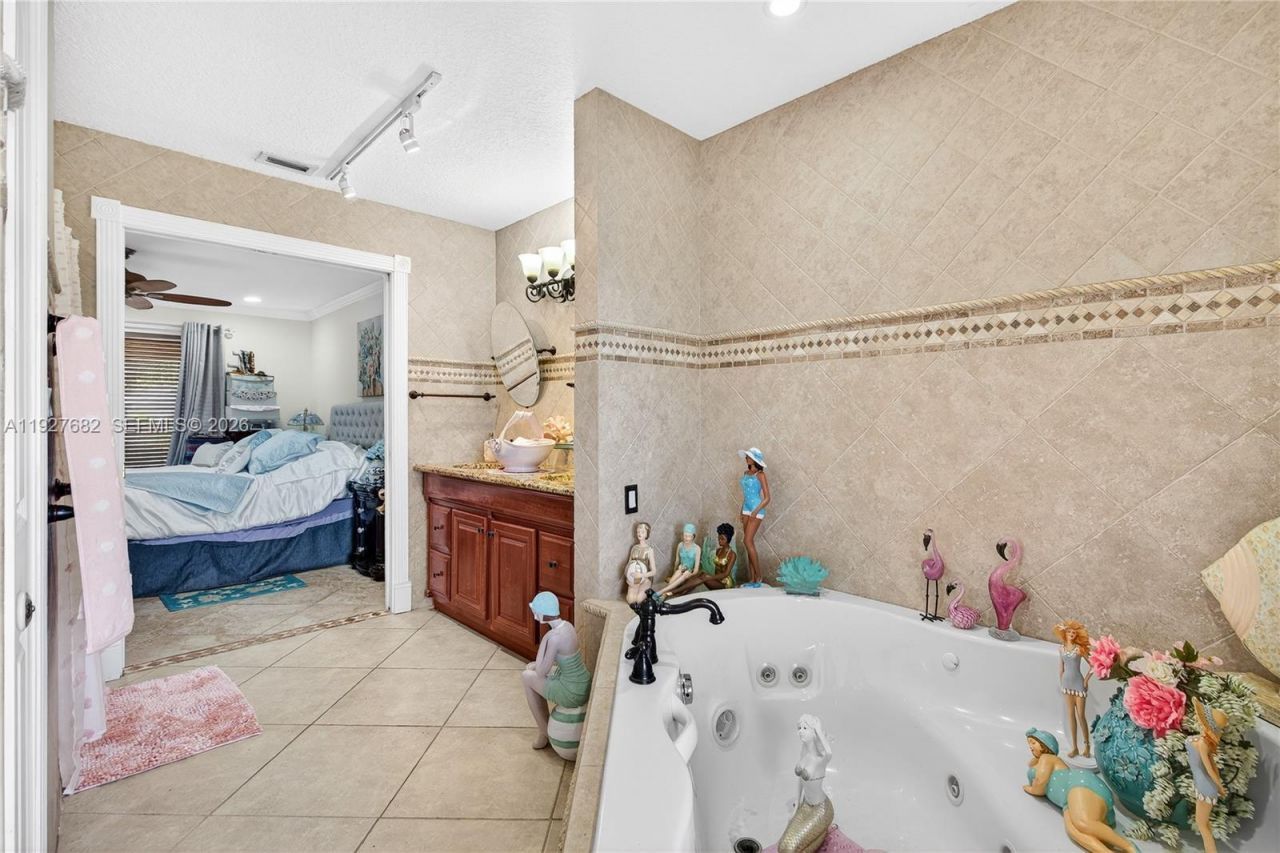 652 SW Prado Ave, Port Saint Lucie, FL 34983 Photo