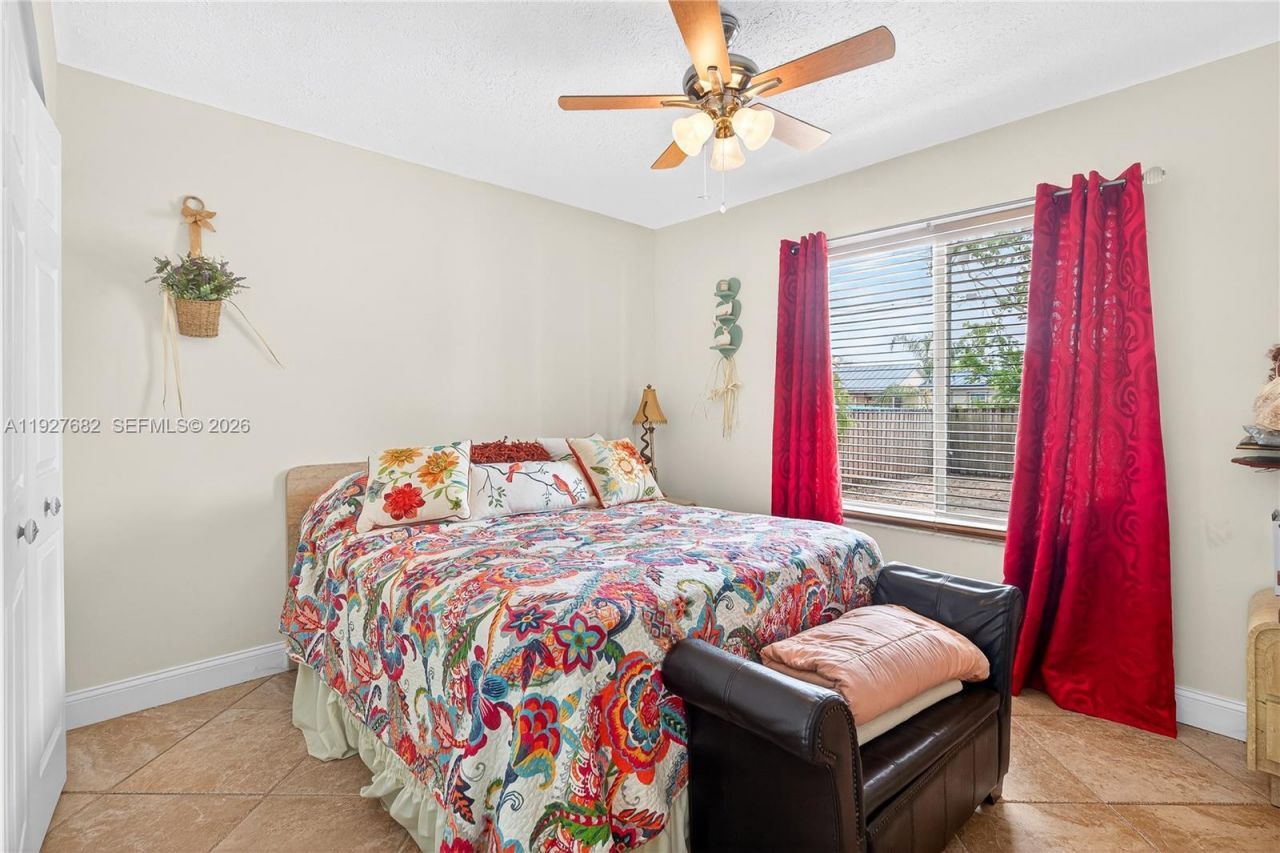 652 SW Prado Ave, Port Saint Lucie, FL 34983 Photo