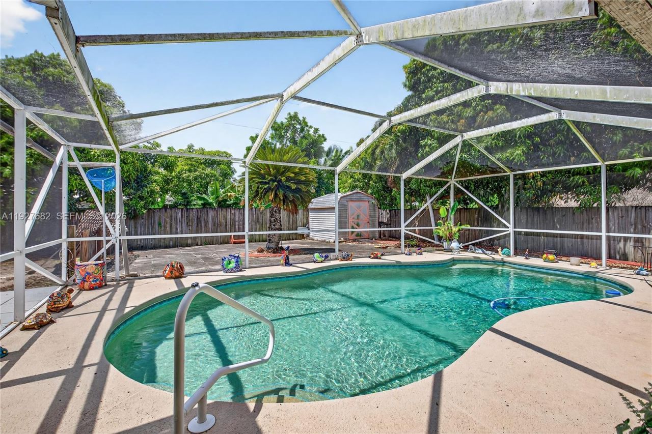 652 SW Prado Ave, Port Saint Lucie, FL 34983 Photo