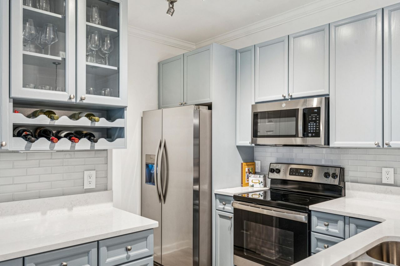 702 E Marymont Lane Photo 11