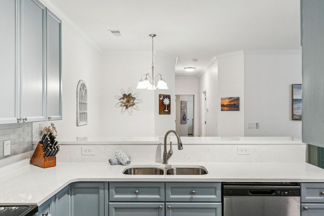 702 E Marymont Lane Photo 12