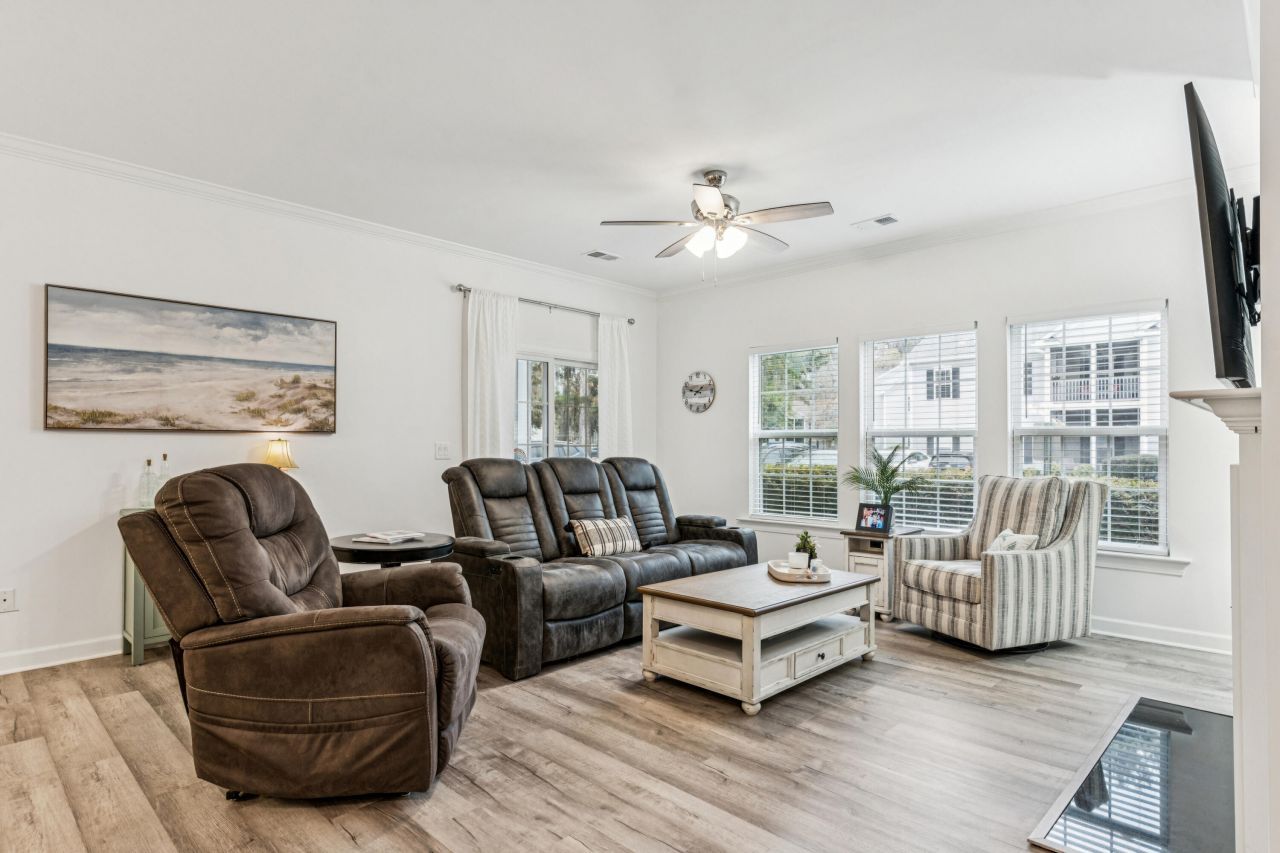 702 E Marymont Lane Photo 13