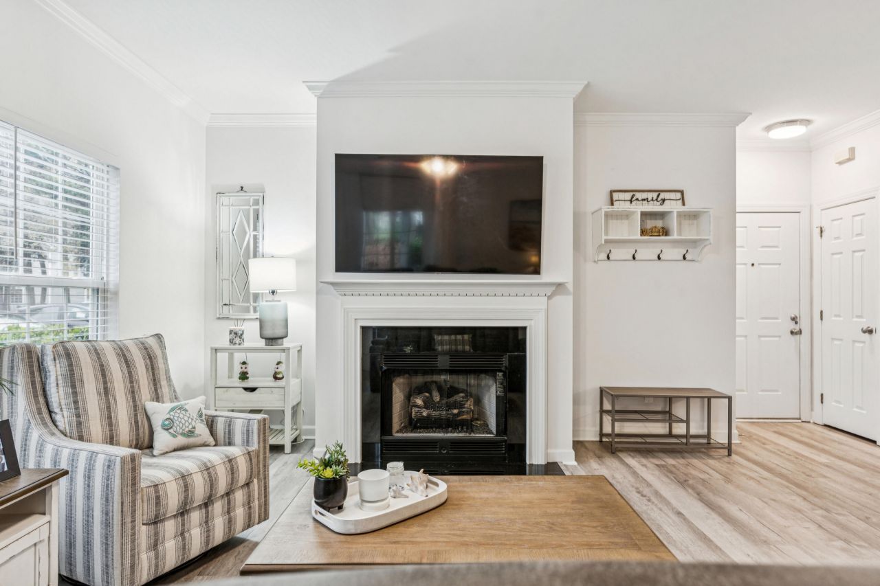 702 E Marymont Lane Photo 14