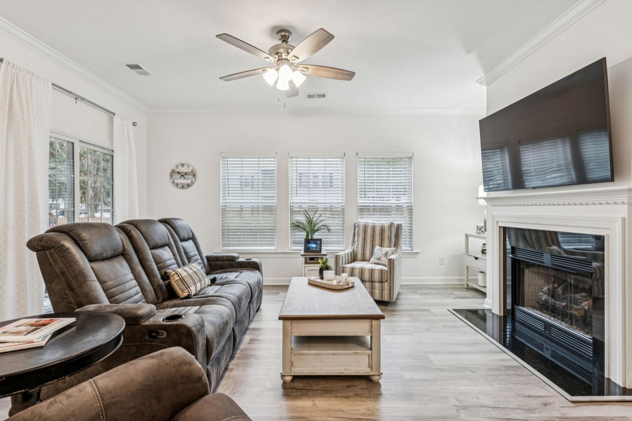 702 E Marymont Lane Photo 15