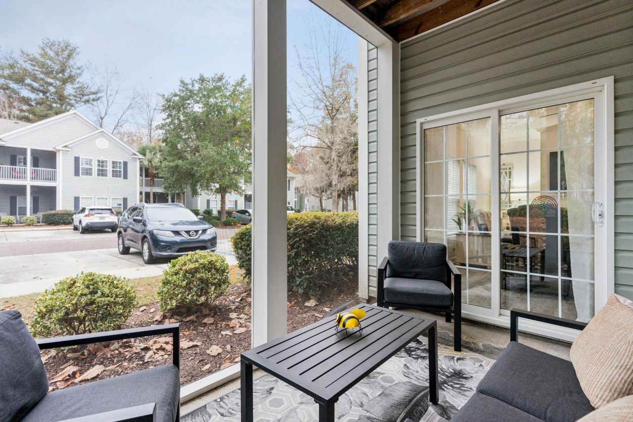 702 E Marymont Lane Photo 17