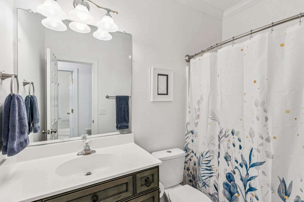 702 E Marymont Lane Photo 33