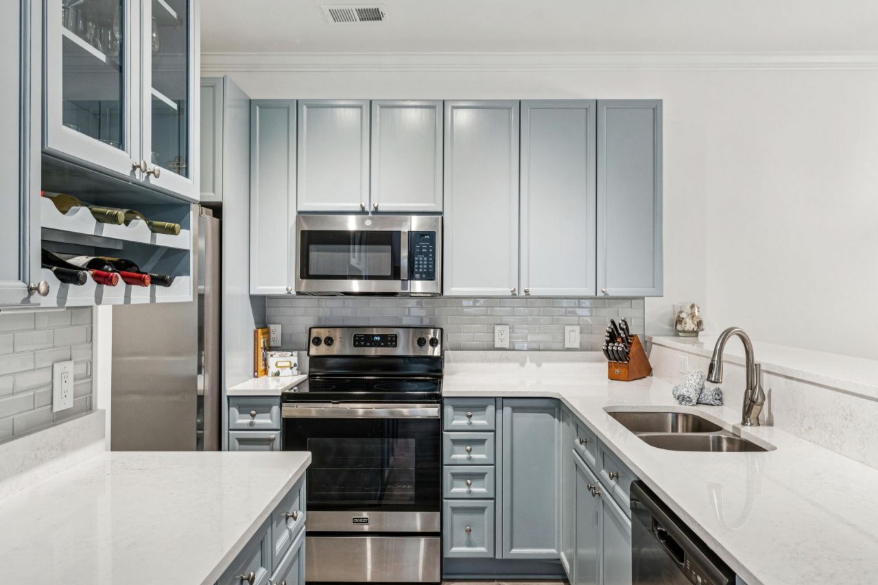 702 E Marymont Lane Photo 9