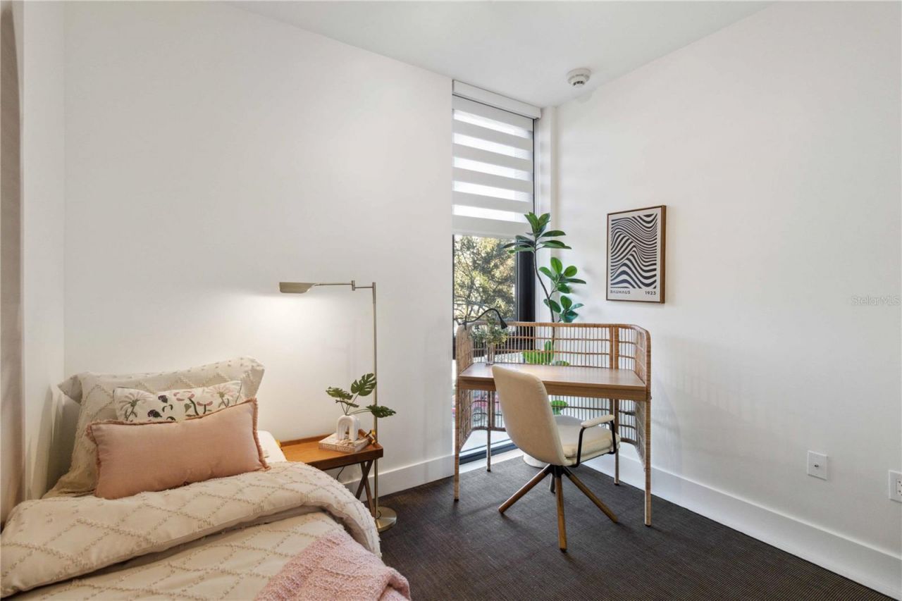 1558 4th Street, Unit 208, Sarasota, FL 34236 Photo