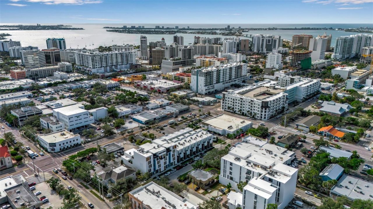 1558 4th Street, Unit 208, Sarasota, FL 34236 Photo