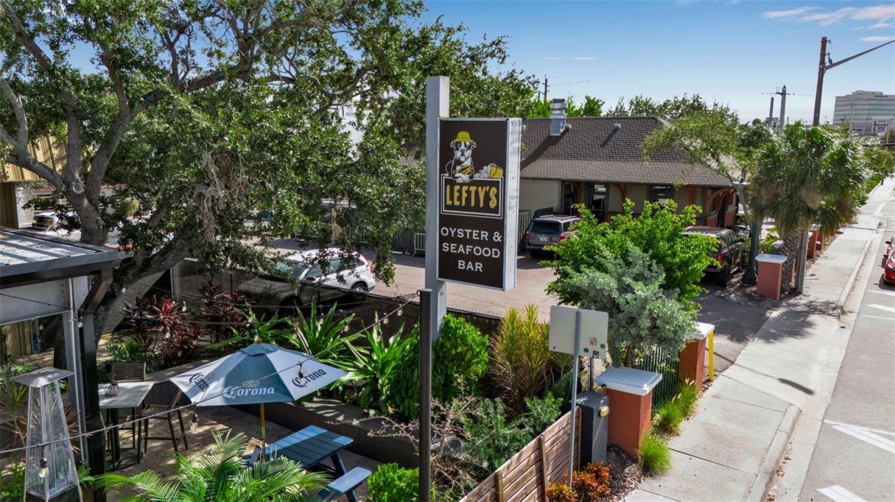 1558 4th Street, Unit 208, Sarasota, FL 34236 Photo