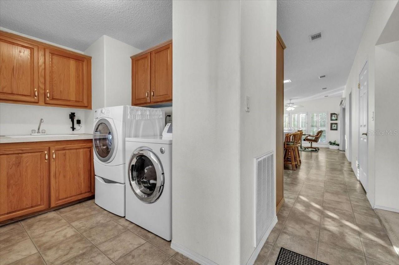 27110 Jones Loop Road, Unit 116, Punta Gorda, FL 33982 Photo