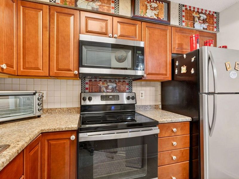 7150 E Main Street, Unit A207, Reynoldsburg, OH 43068 Photo 13