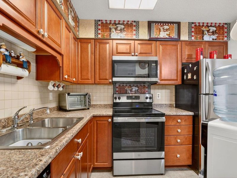 7150 E Main Street, Unit A207, Reynoldsburg, OH 43068 Photo 14