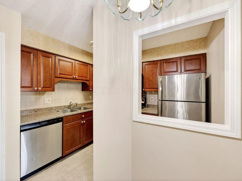 7150 E Main Street, Unit A207, Reynoldsburg, OH 43068 Photo 14