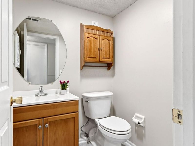 7150 E Main Street, Unit A207, Reynoldsburg, OH 43068 Photo 17