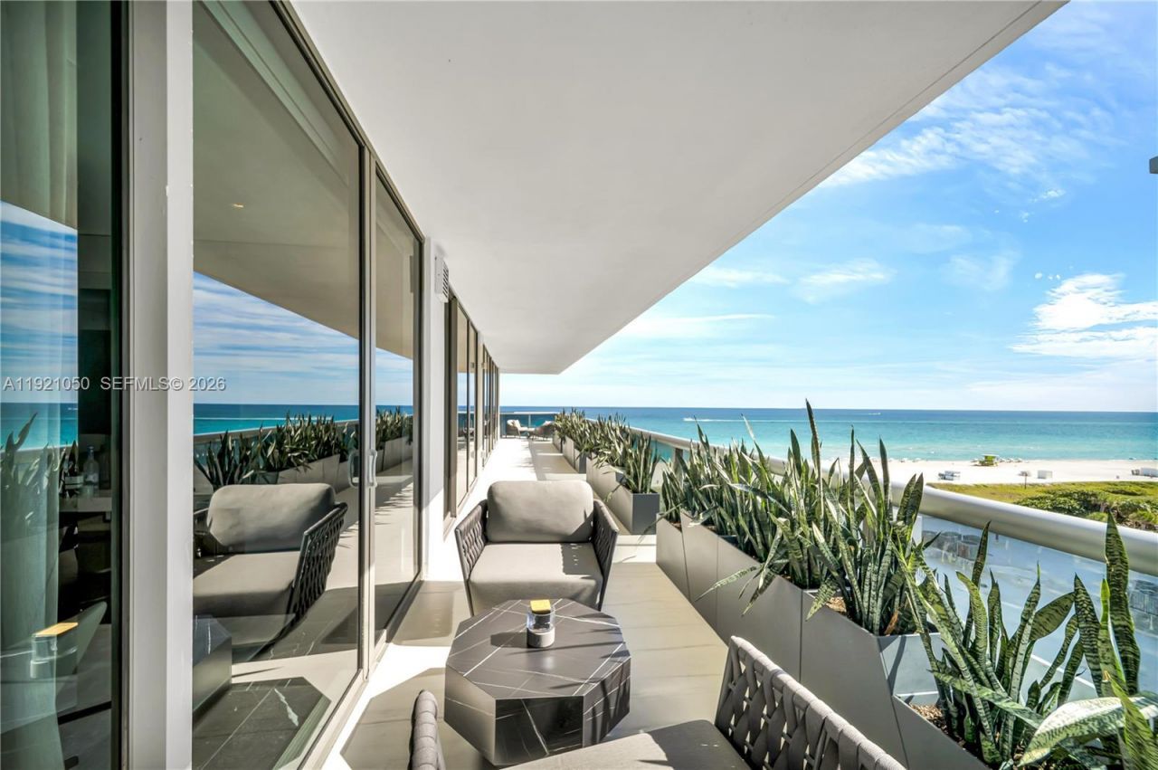 5875 Collins Ave, Unit 902, Miami Beach, FL 33140 Photo