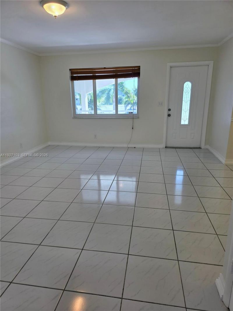 501 Blue Heron Dr, Unit 319-A, Hallandale Beach, FL 33009 Photo