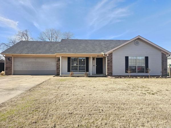 22 Applewood Dr., Cabot, AR 72023