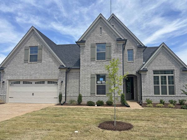 100 LAUREL WOOD LN, Oakland, TN 38060
