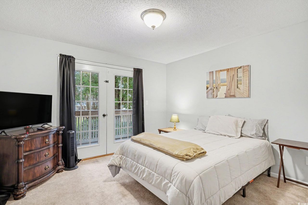 590 Hammock Ave. Photo 12