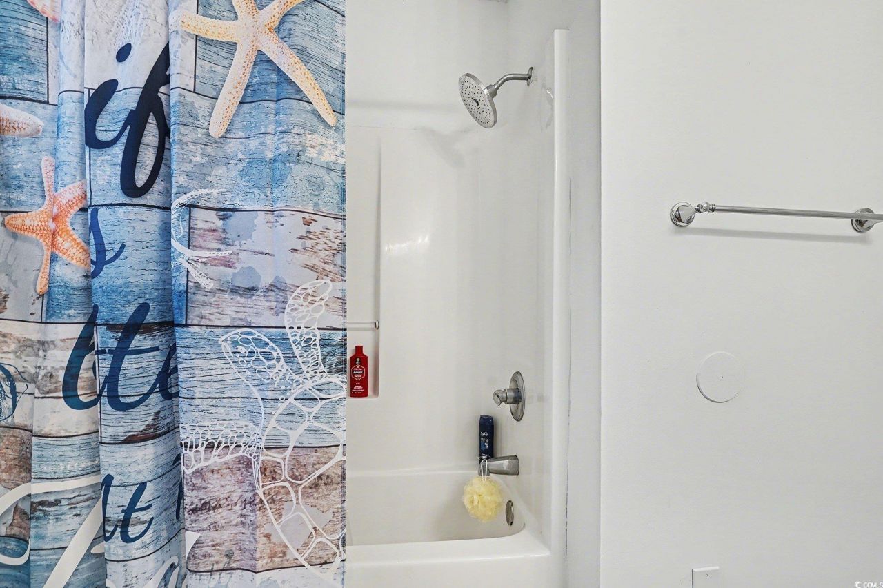 590 Hammock Ave. Photo 15