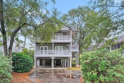 590 Hammock Ave. photo 4