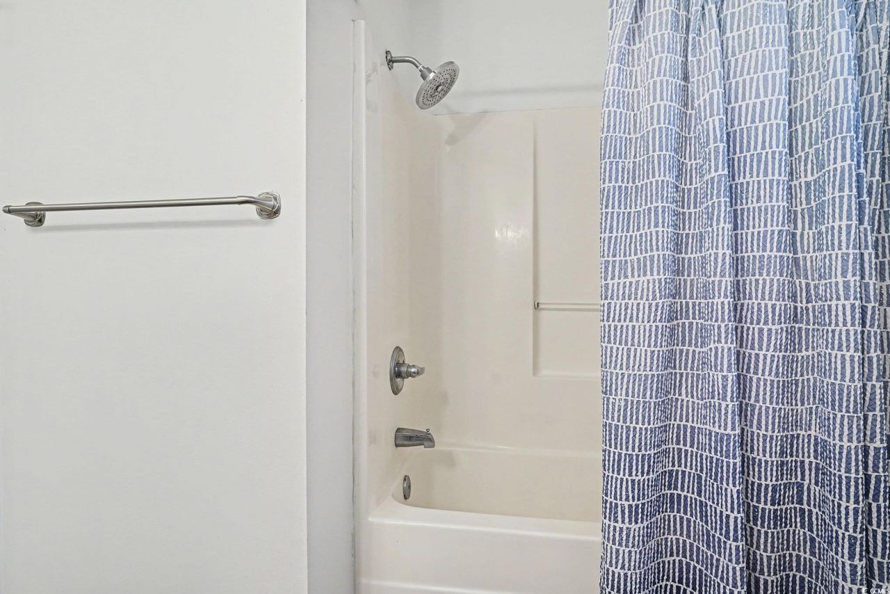 590 Hammock Ave. Photo 20