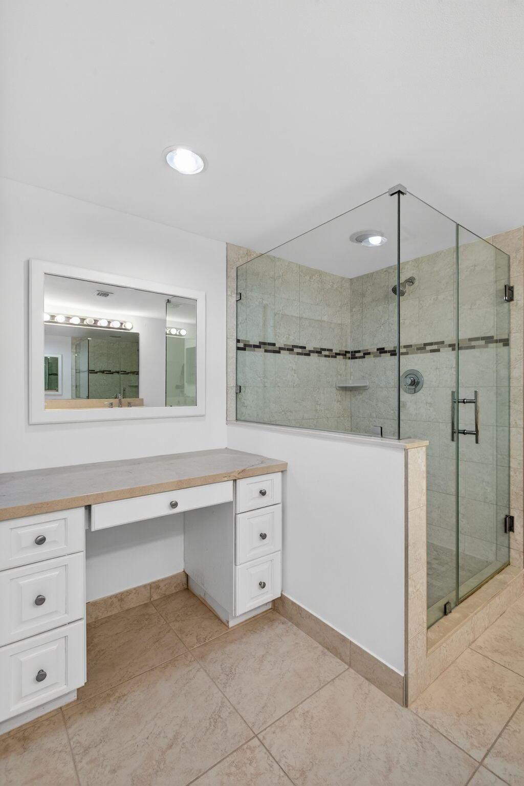 4200 N Ocean Drive, Unit 2-1606, Riviera Beach, FL 33404 Photo