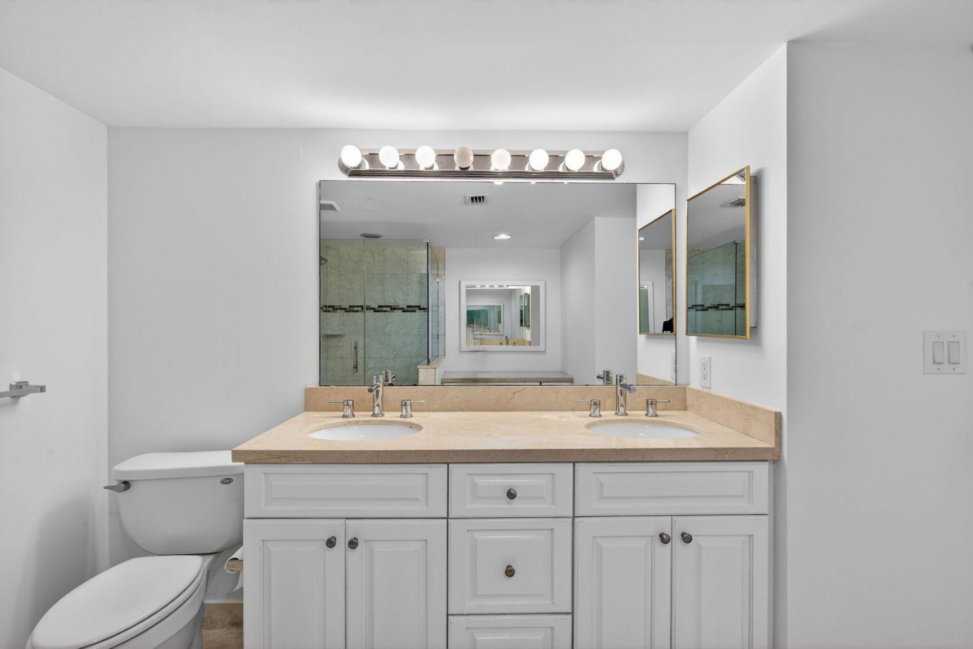 4200 N Ocean Drive, Unit 2-1606, Riviera Beach, FL 33404 Photo