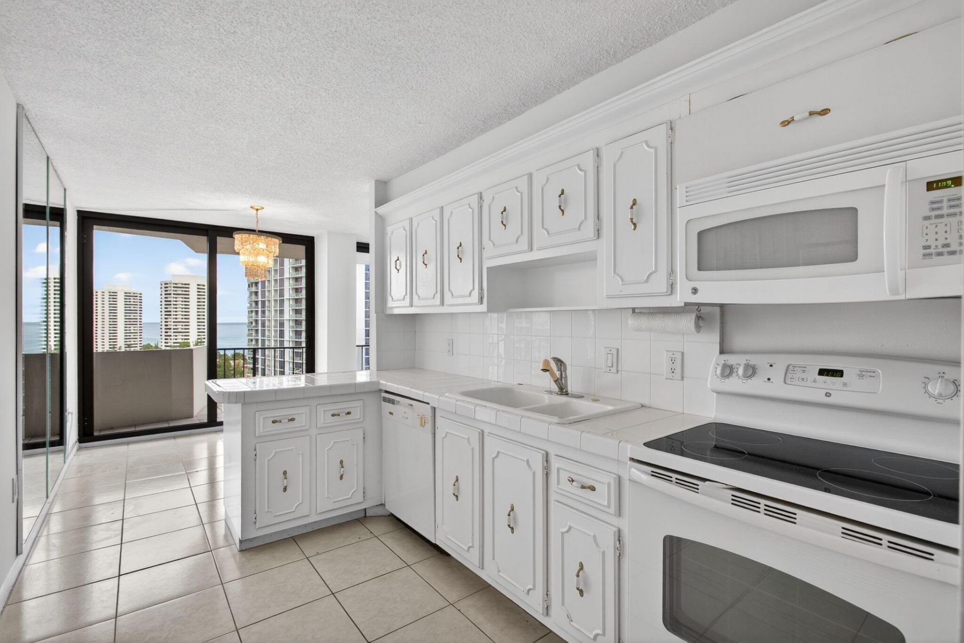 4200 N Ocean Drive, Unit 2-1606, Riviera Beach, FL 33404 Photo