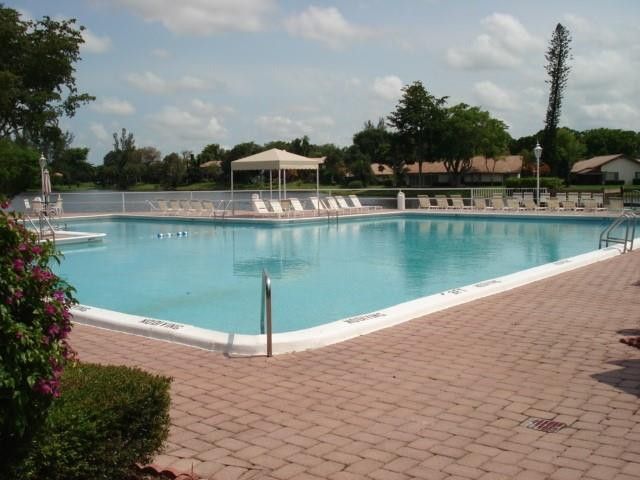 3660 Inverrary Drive, Unit 2C, Lauderhill, FL 33319 Photo