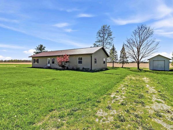 1614 Muncie Pike, Jonesboro, IN 46938