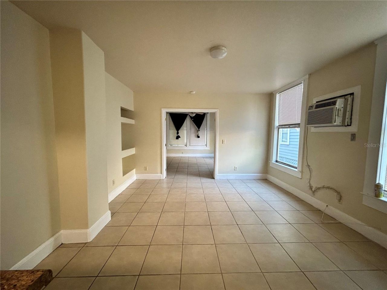 727 Dartmoor Street N, Unit 301, Saint Petersburg, FL 33701 Photo