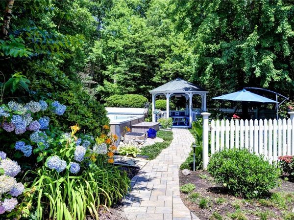 2093 Harpers Mill, Williamsburg, VA 23185