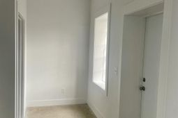 718 Front St. photo 4