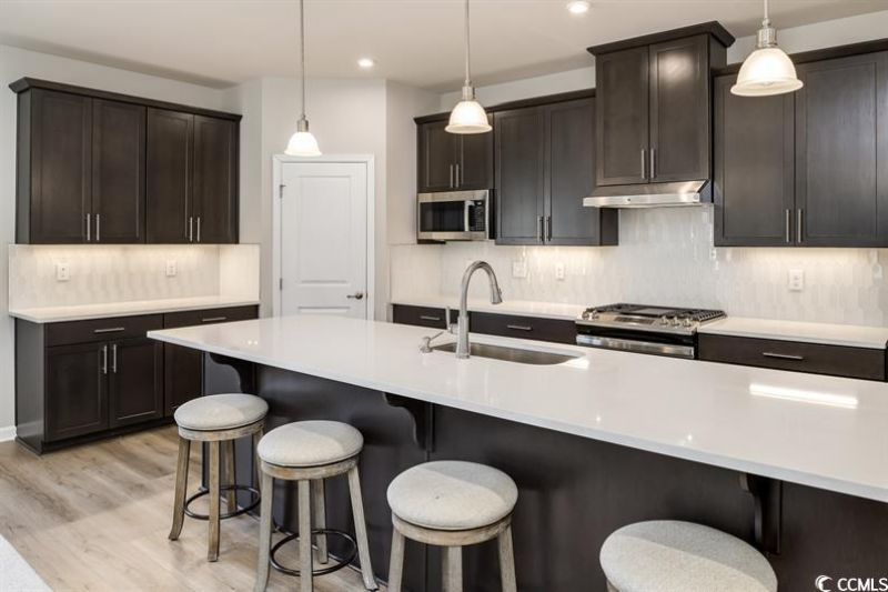 7075 Denim Loop Photo 6