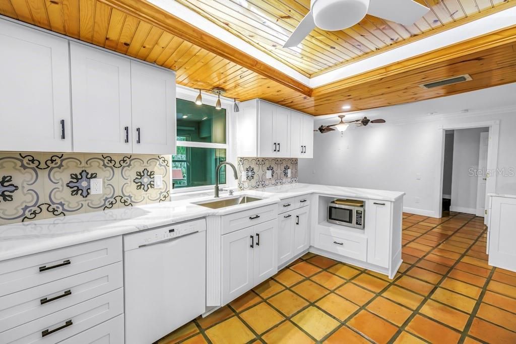 11174 90th Terrace, Seminole, FL 33772 Photo