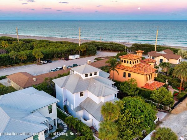 511 Saturn Lane, Juno Beach, FL 33408