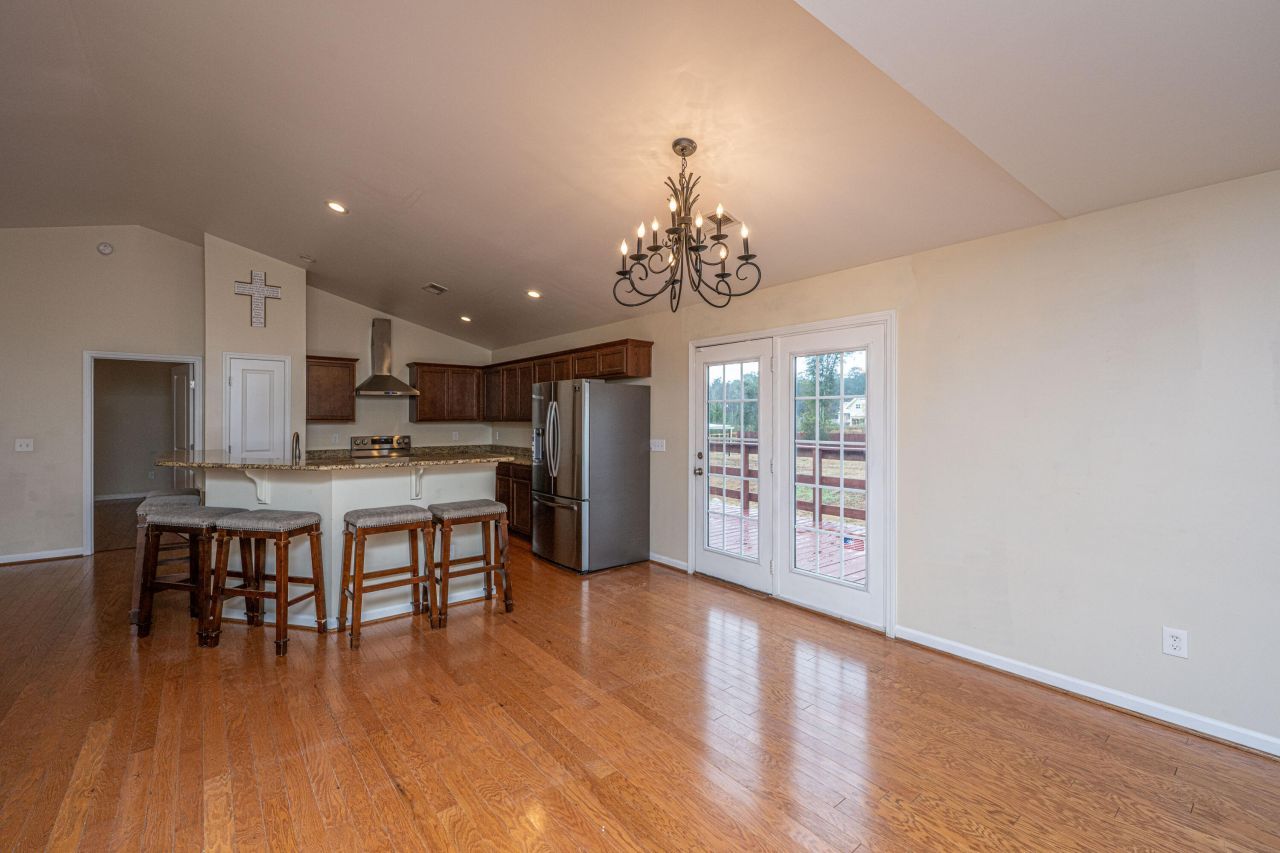 138 Lisenby Drive Photo 14