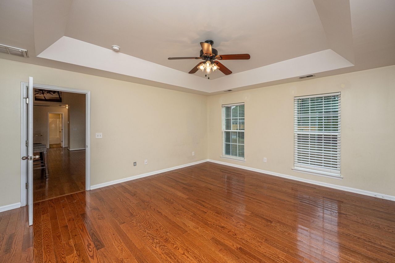 138 Lisenby Drive Photo 17