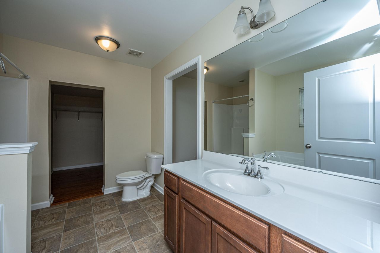 138 Lisenby Drive Photo 18