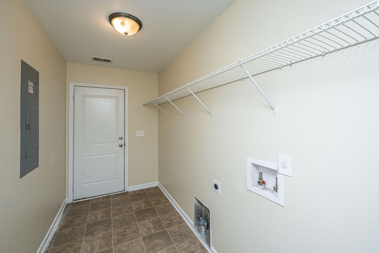 138 Lisenby Drive Photo 30