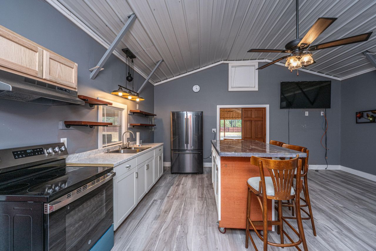 138 Lisenby Drive Photo 34