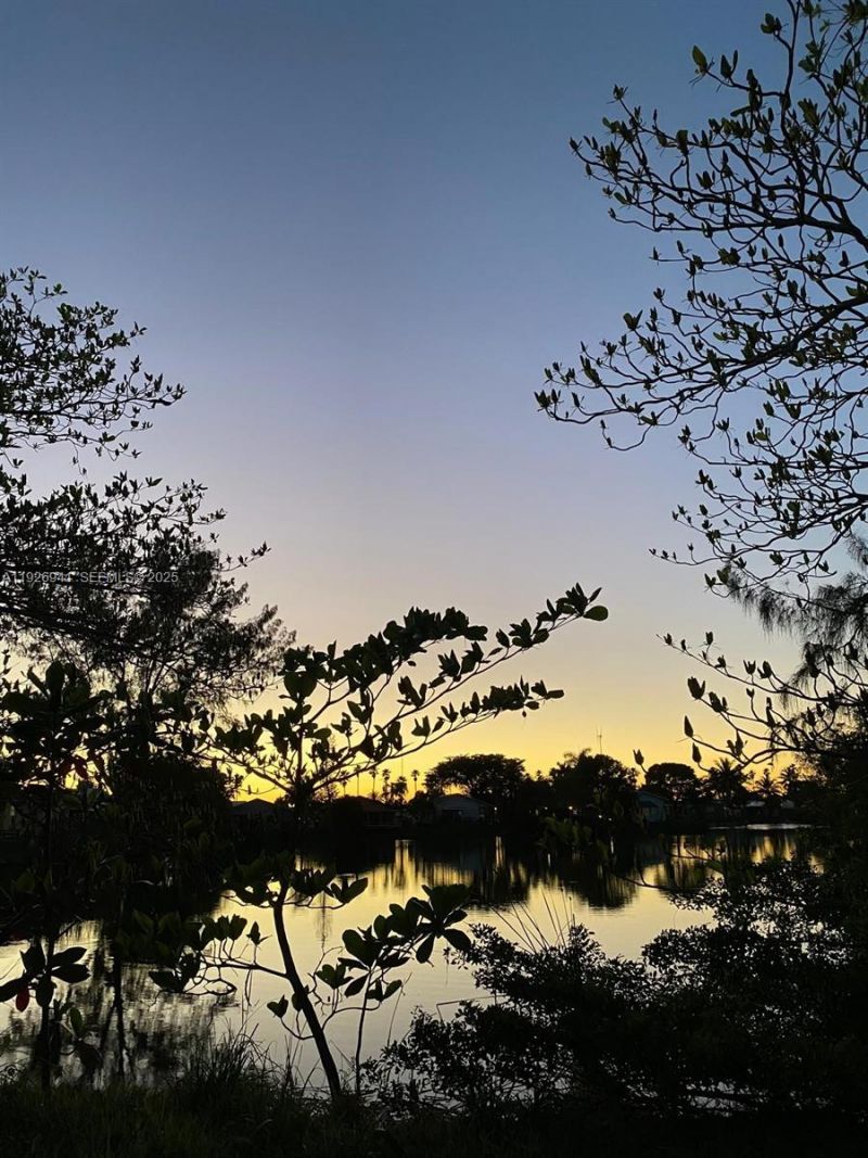 0 SW 10th Ave, Hallandale Beach, FL 33009 Photo