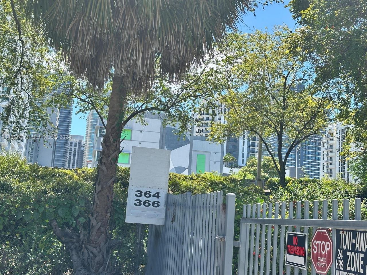 364 SW 11th St, Miami, FL 33130 Photo