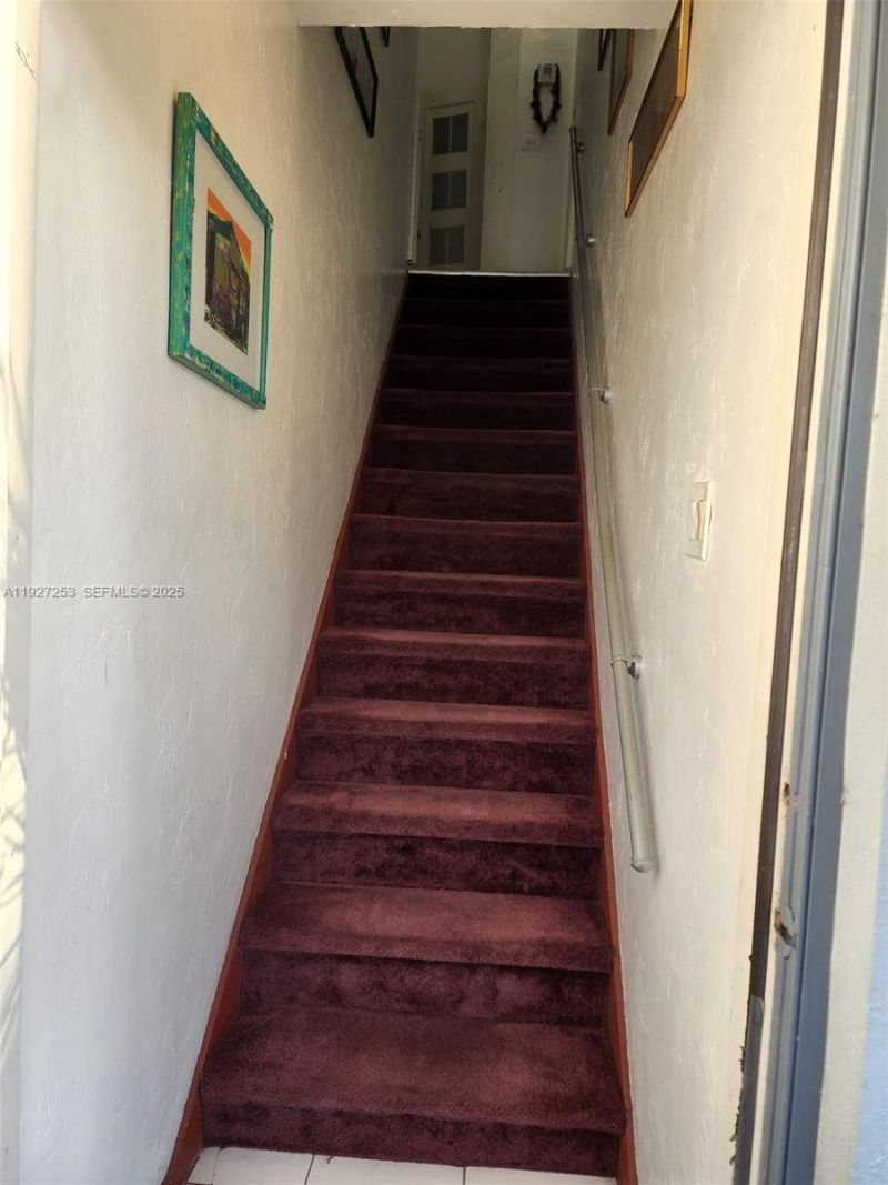 364 SW 11th St, Miami, FL 33130 Photo