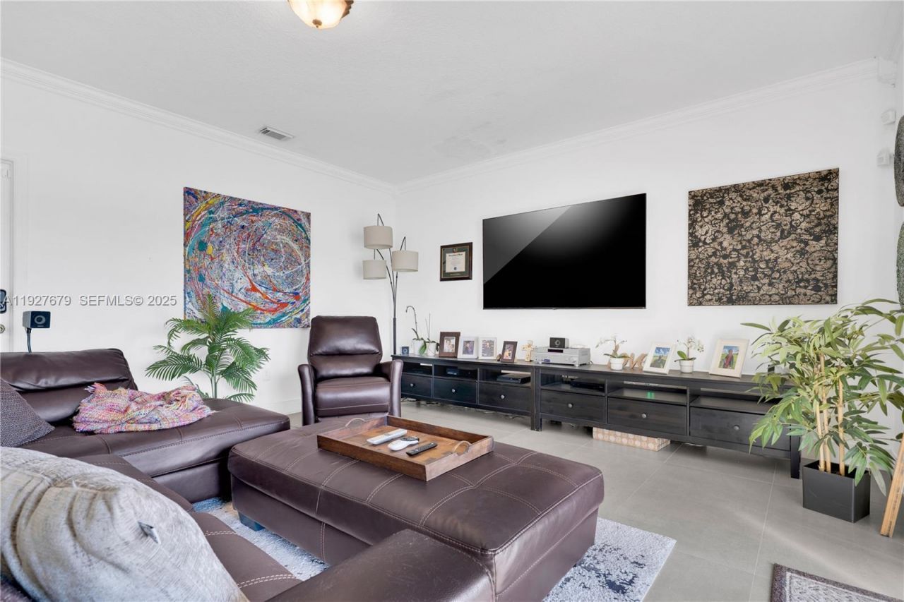 13000 SW 136th Ter, Miami, FL 33186 Photo