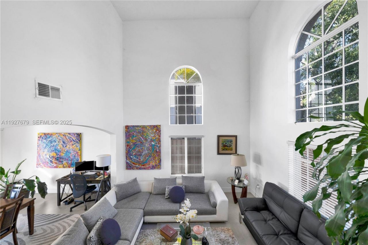 13000 SW 136th Ter, Miami, FL 33186 Photo